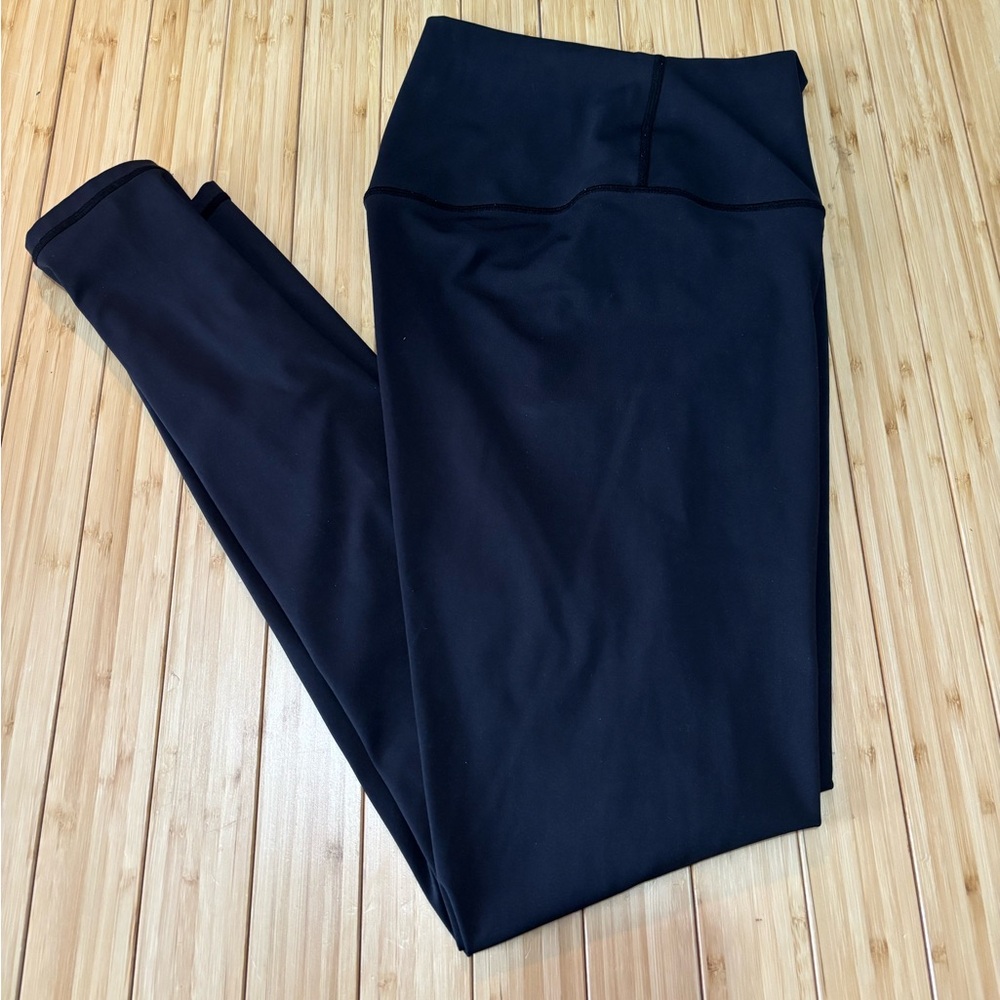 Colorfulkoala black leggings. High waisted. Super soft. Size M. Full length-27”.